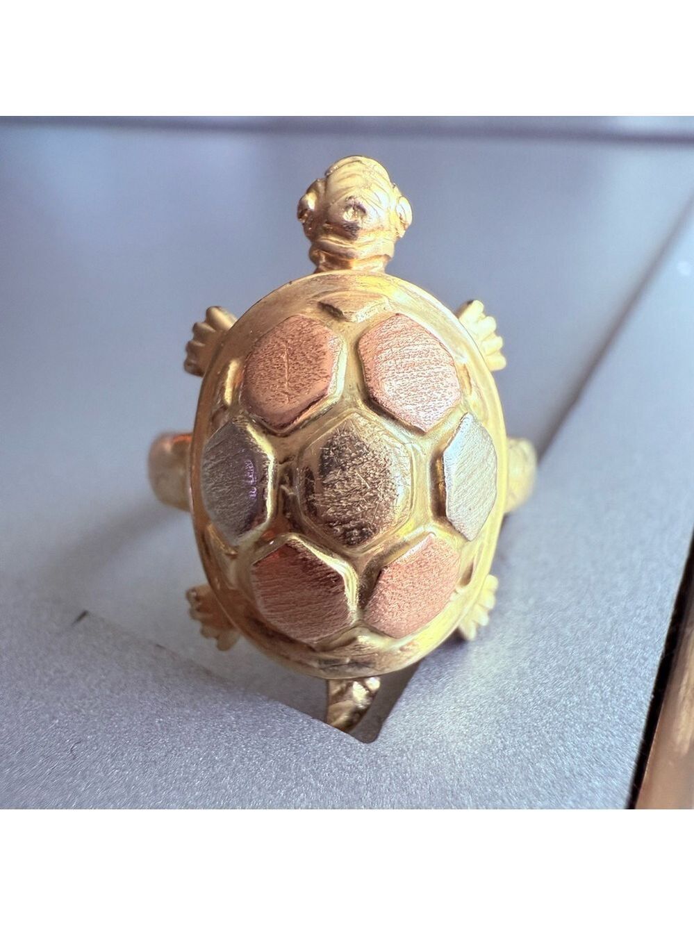 LEE 14k Gold Three Tone Turtle Tortoise Good Luck Ring Charming